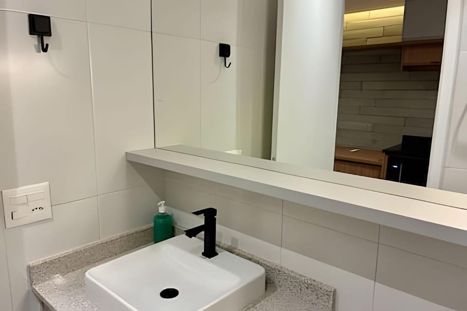 Apto de luxo com piscina incrível, academia(1707A) Apartment in Sao Paulo City