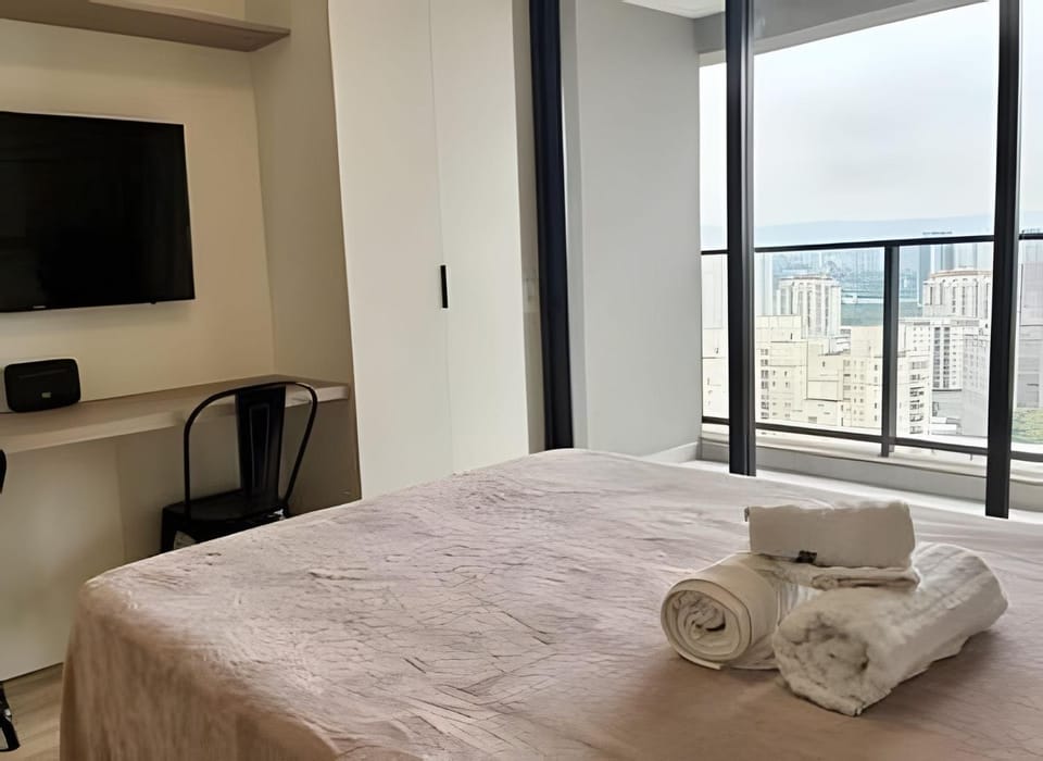 Apto de luxo com piscina incrível, academia(2011A) Apartment in Sao Paulo City
