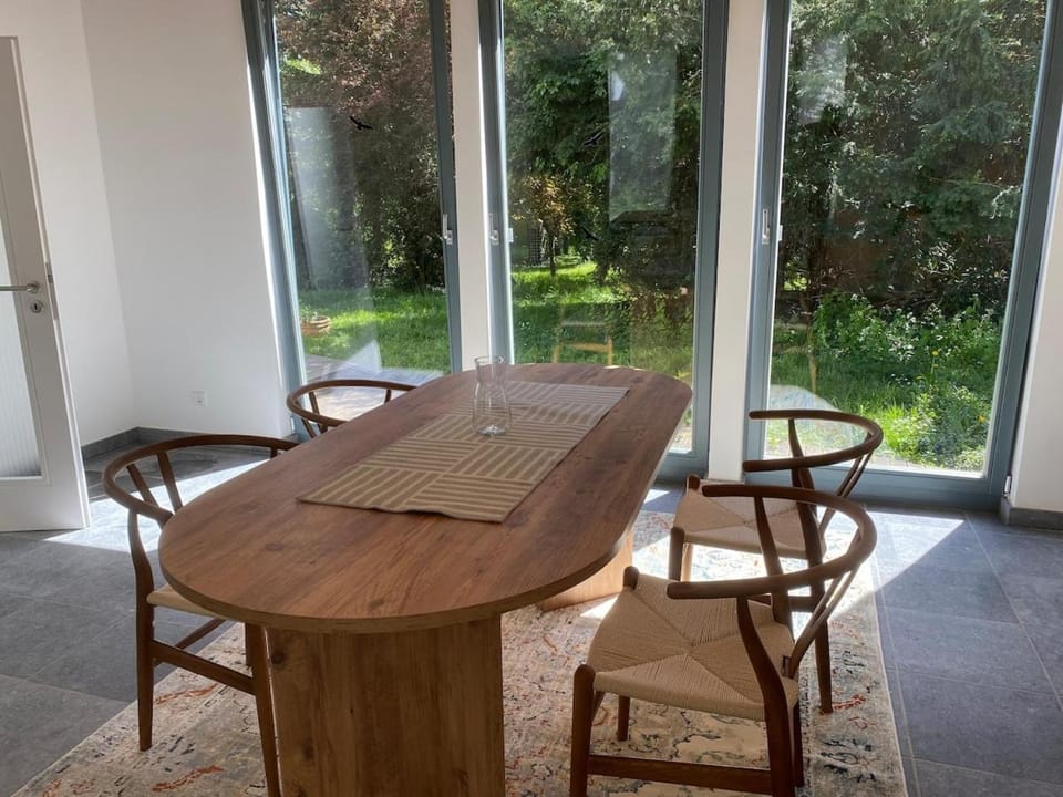 Traum Familien Ferienhaus Stradella mit 1500qm Garten in zentraler Lage von Bad Neuenahr House in Bad Neuenahr-Ahrweiler