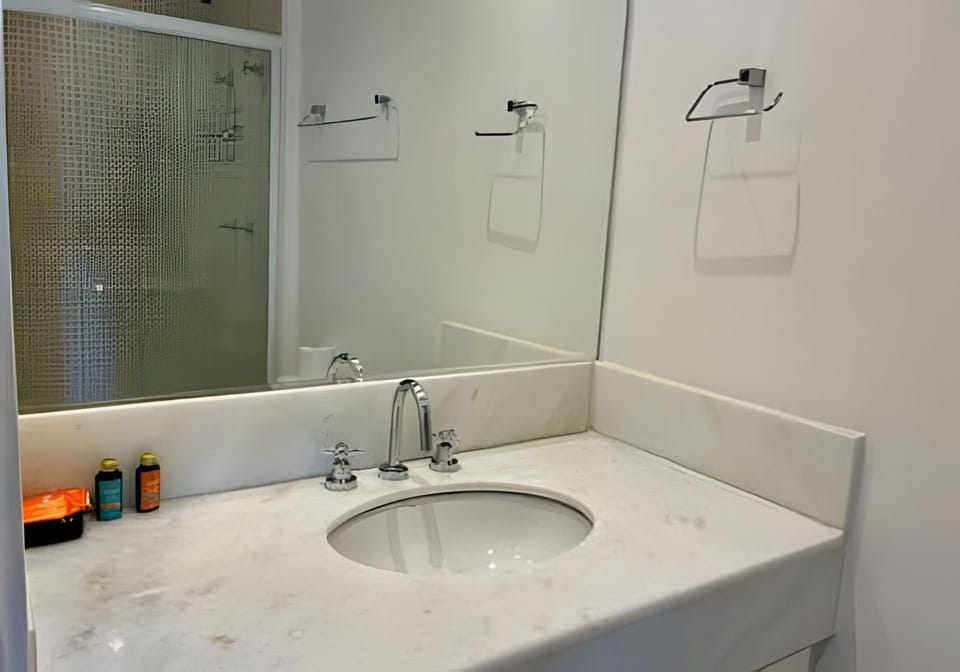 Studio de Luxo c/ piscina, academia e garagem(112) Apartment in Sao Paulo City