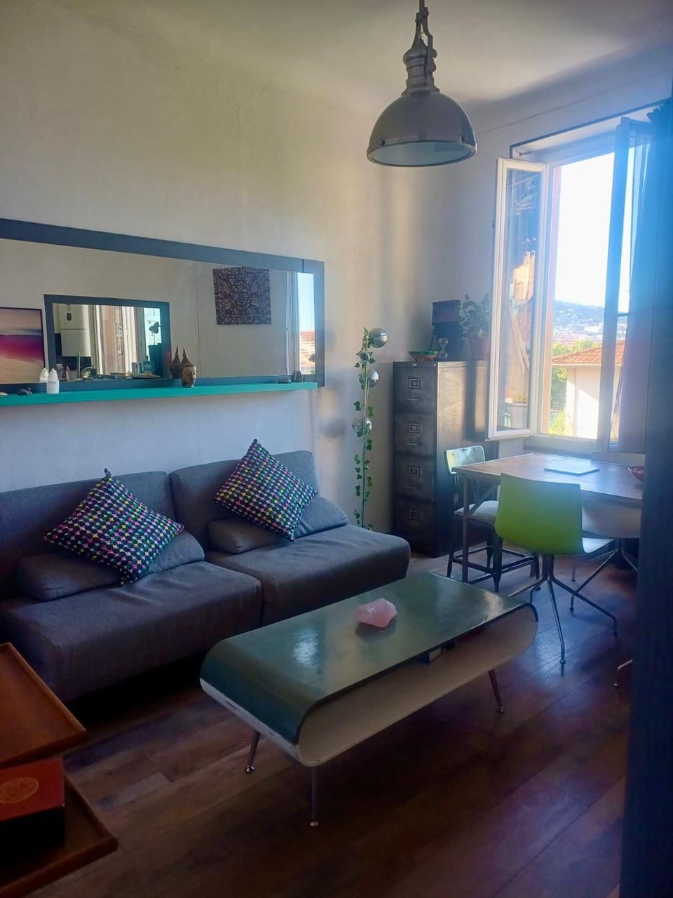 2p rénové dans bel immeuble Niçois de Caractère Apartment in Nice