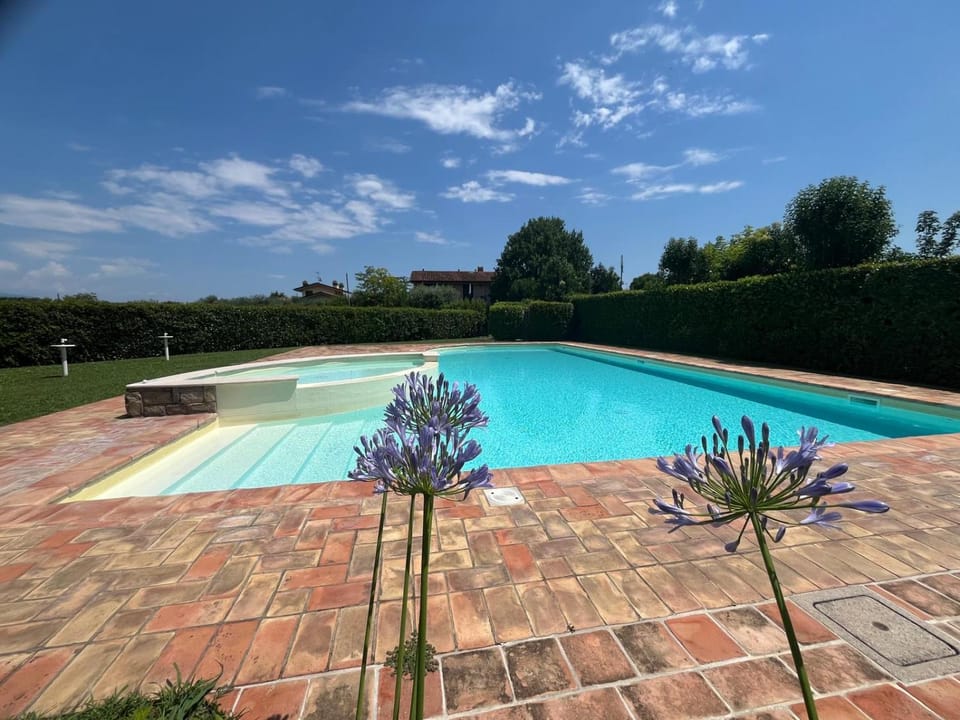 Giova's Dream Apartment in Manerba del Garda