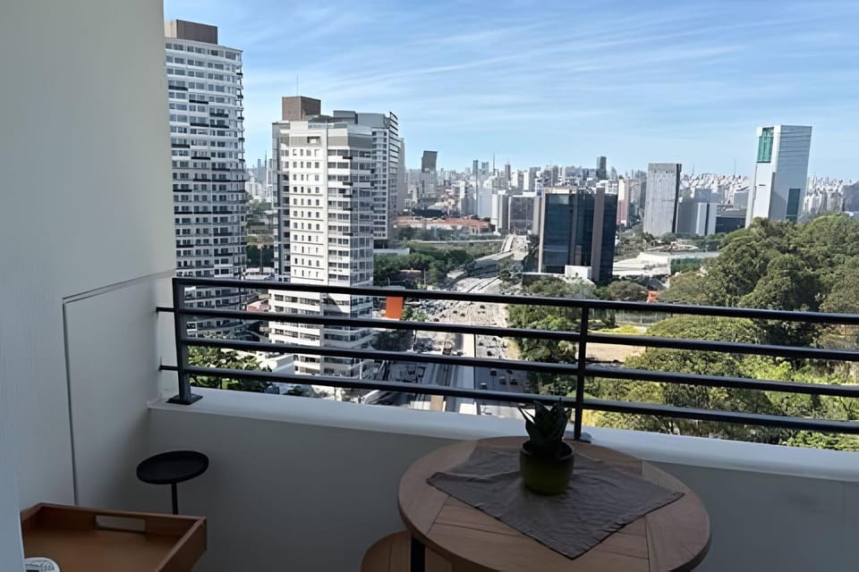 Apto c/ piscina, academia, vaga -próx metrô (1402) Apartment in Sao Paulo City