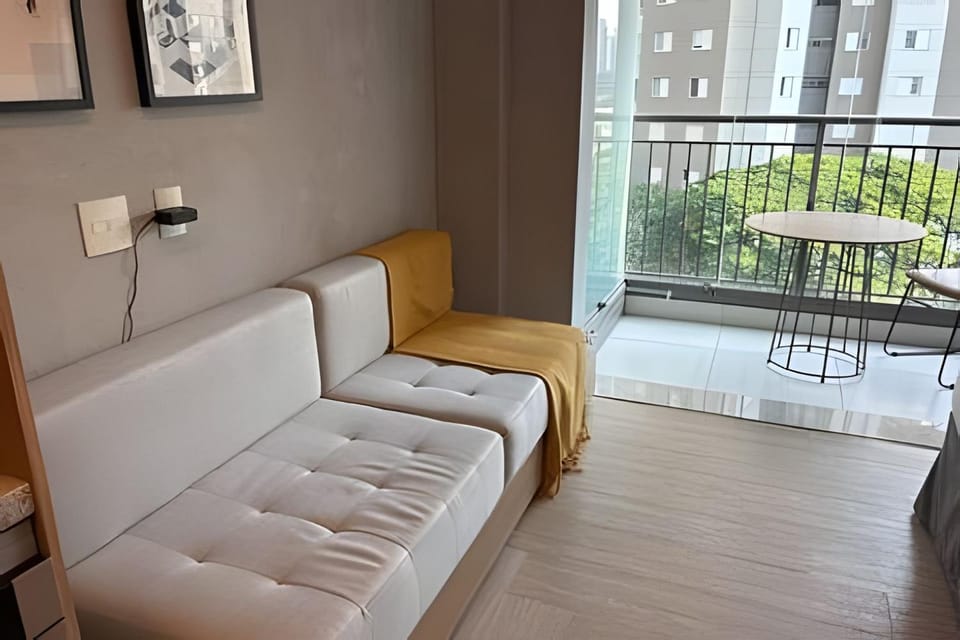 Apto c/ piscina, academia e próx. metrô (409) Apartment in Sao Paulo City