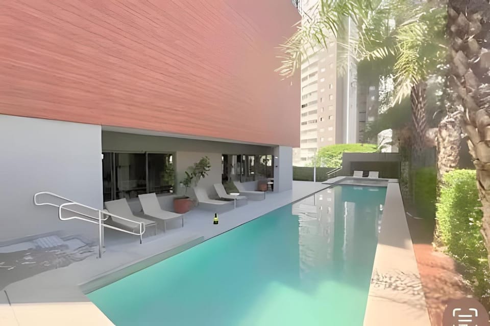 Apto c/ piscina, academia e próx. metrô (1104) Apartment in Sao Paulo City
