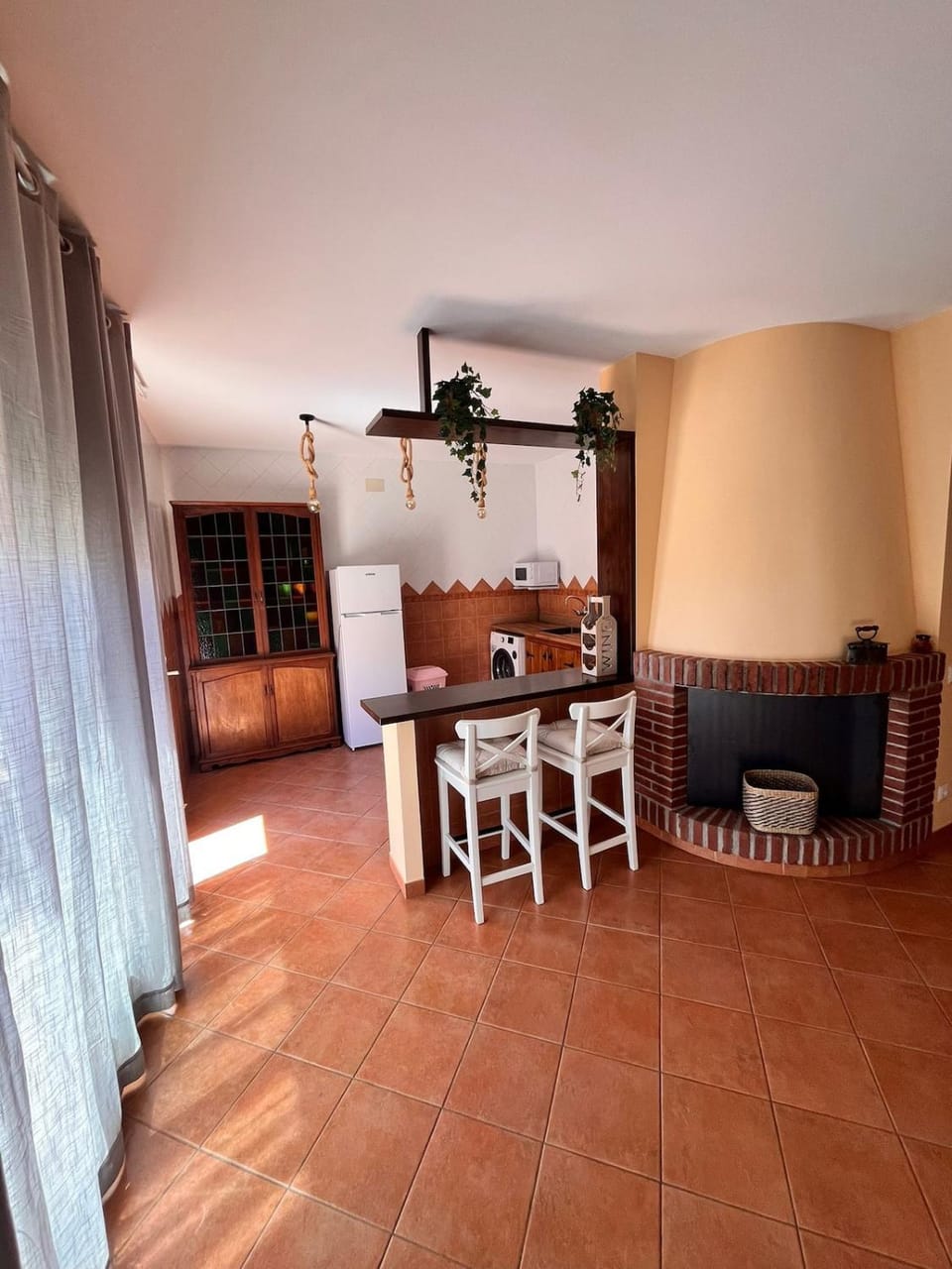 Seahomes Vacations - Rustic House & Terrace Apartment in Blanes