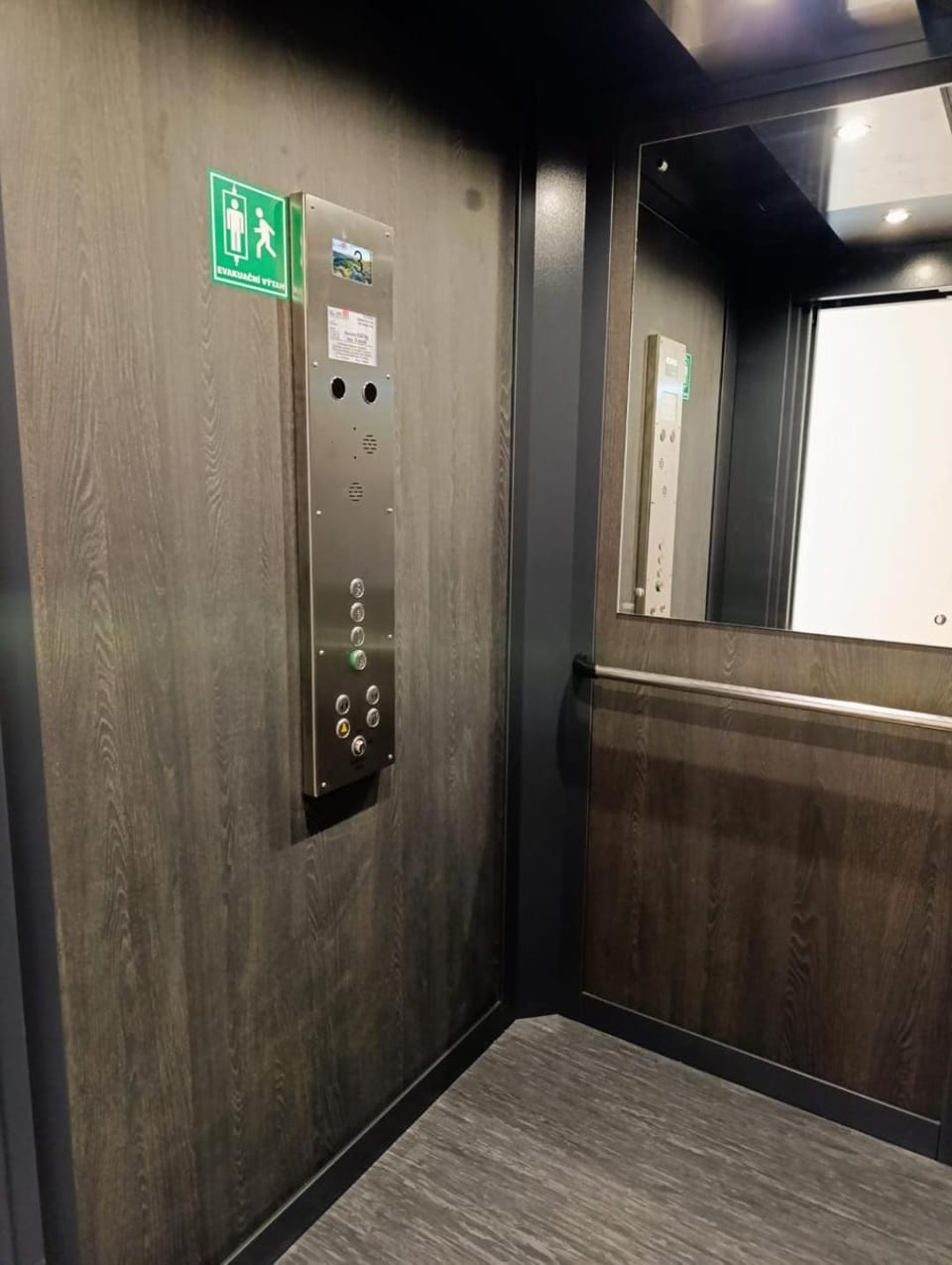 elevator