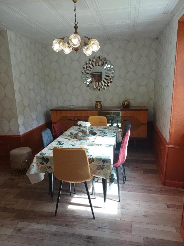 Les Amis House in Auvergne-Rhône-Alpes