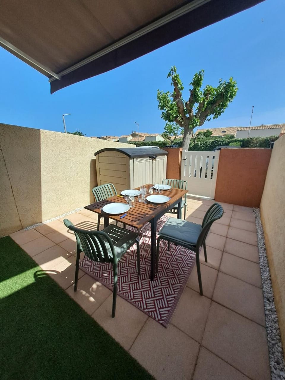 Pavillon 4 couchages secteur Grazel House in Gruissan