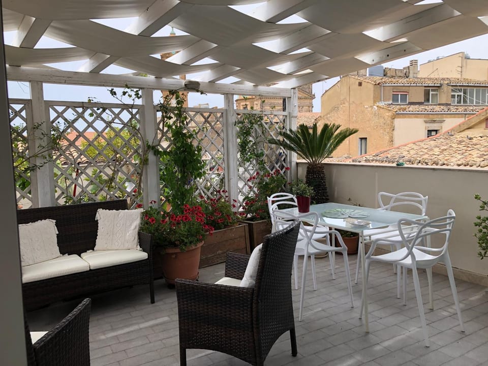 Patio, View (from property/room), Balcony/Terrace