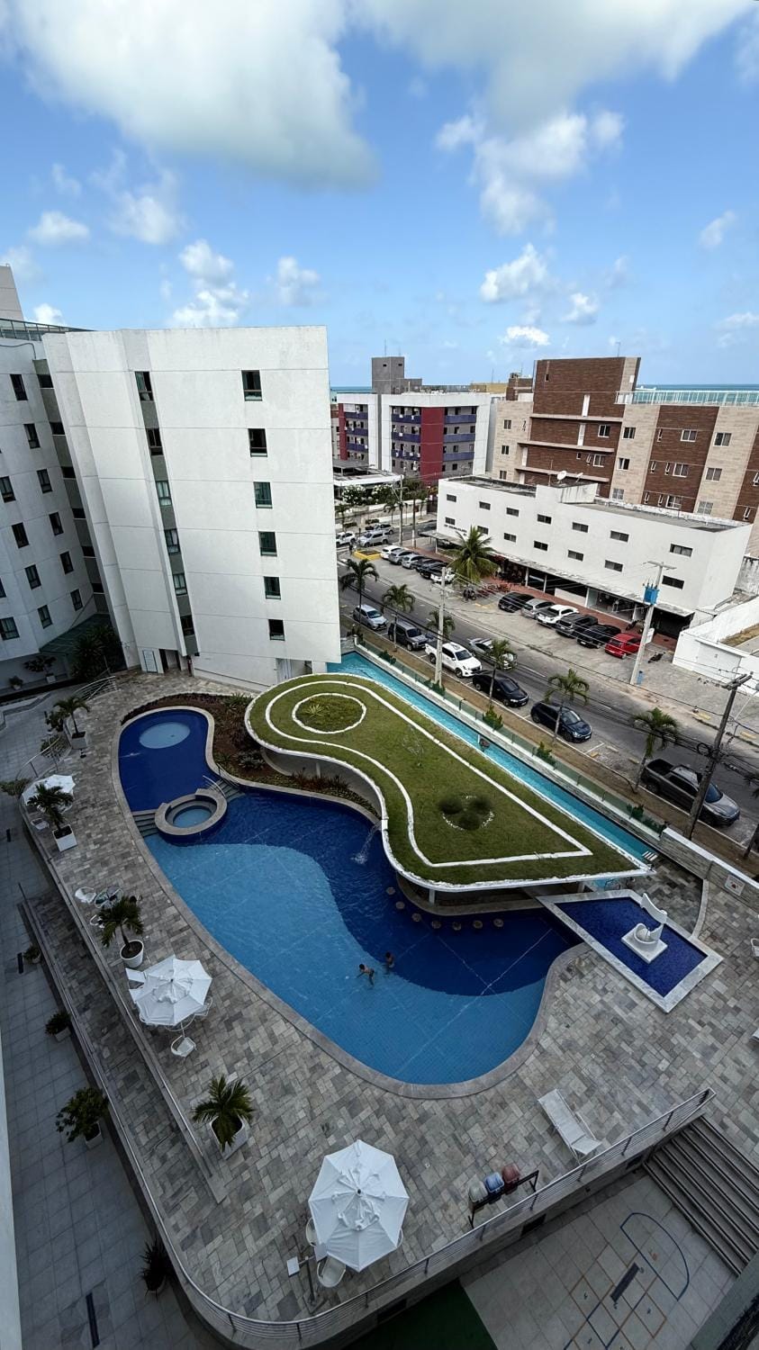 Facade/entrance, Swimming pool