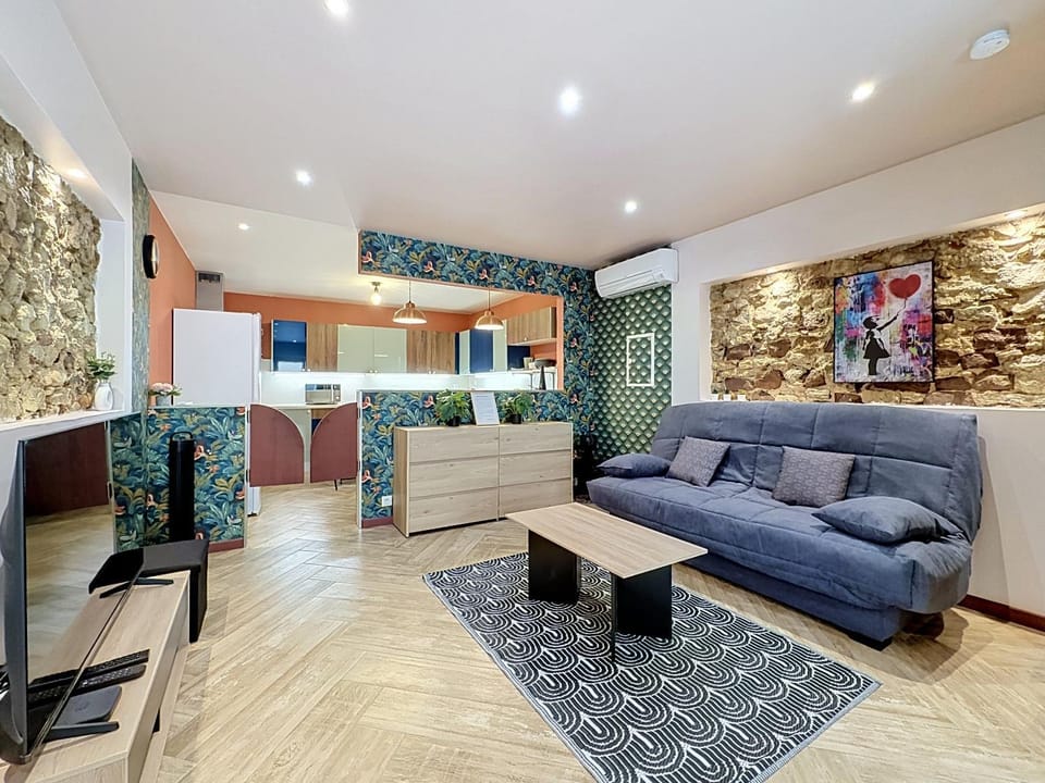 TV and multimedia, Living room