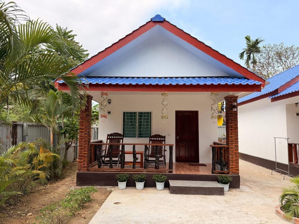 Bunnan Bungalow in the Village Bed and Breakfast in Sihanoukville