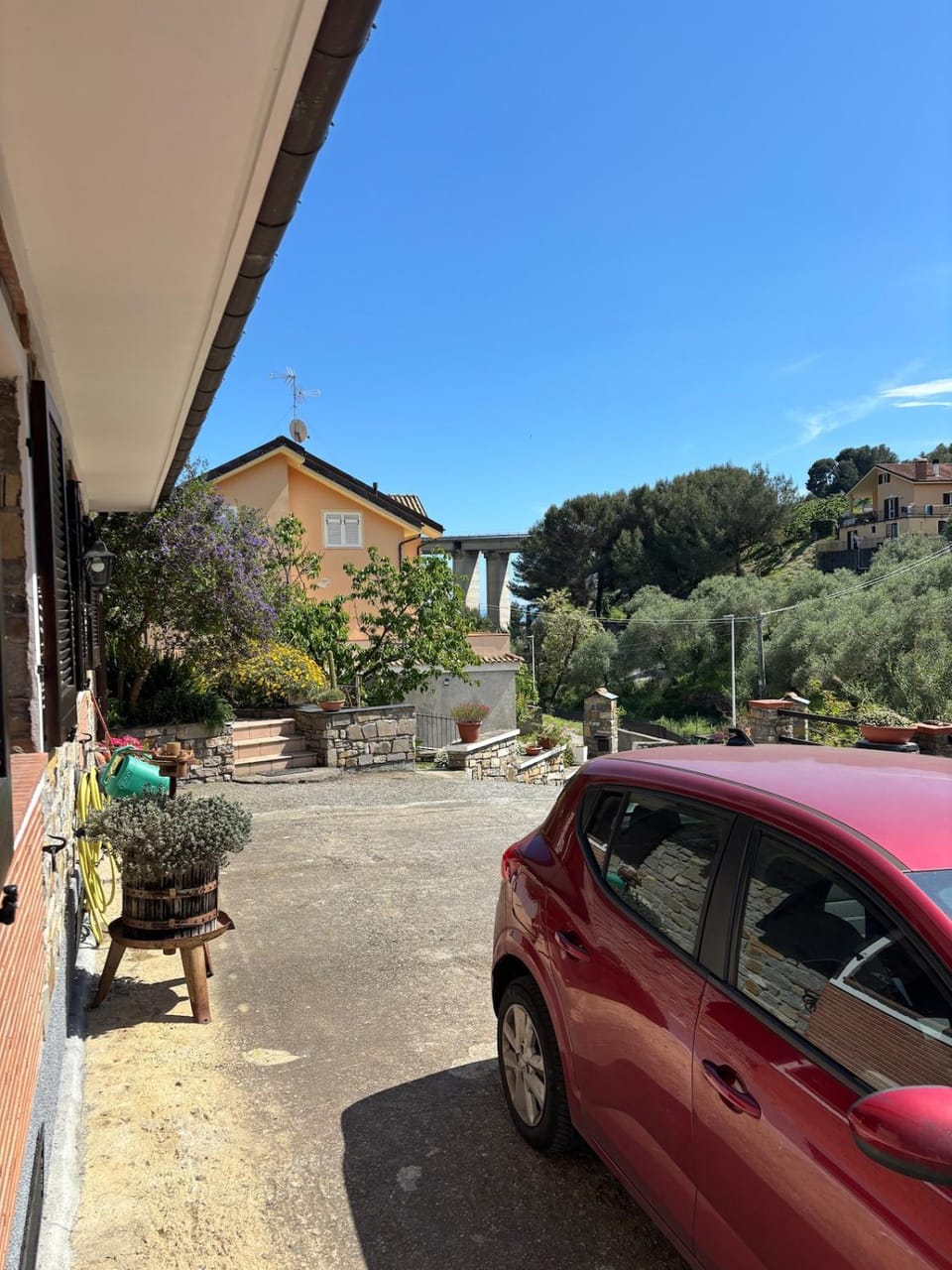 Cozy two-room apartment 10 min from the sea by car Apartment in Diano Marina
