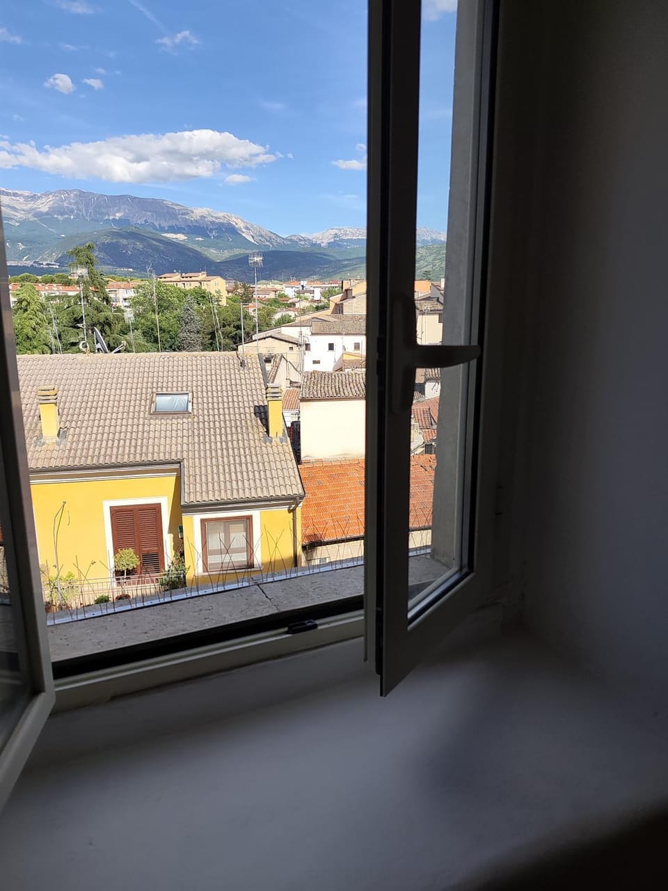Natural landscape, View (from property/room), City view, Mountain view
