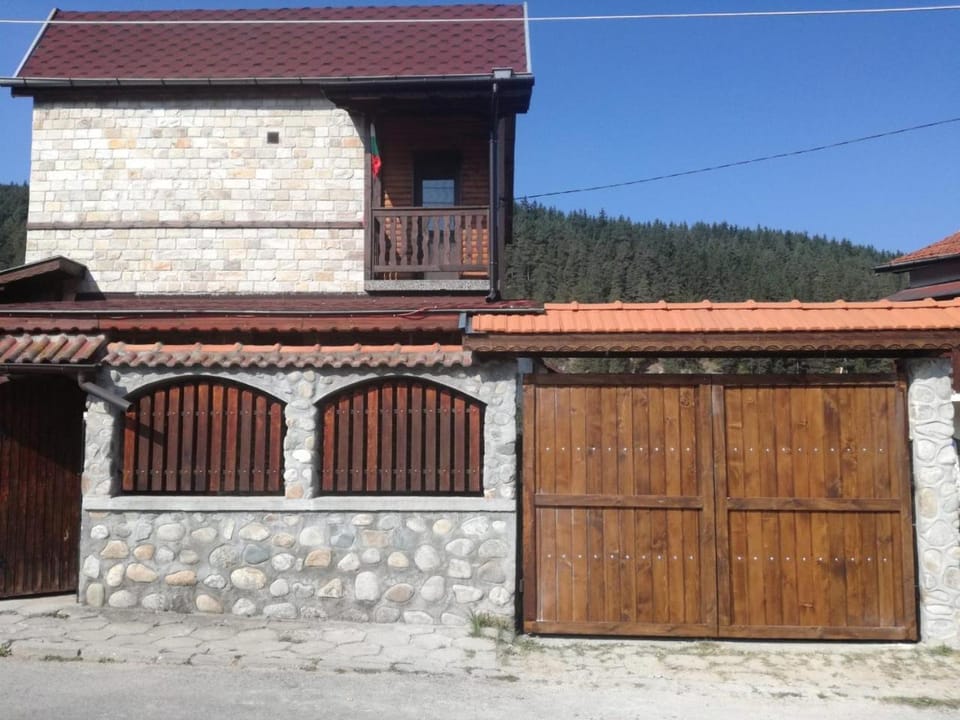 Guest House Diva Reka Bed and Breakfast in North Macedonia