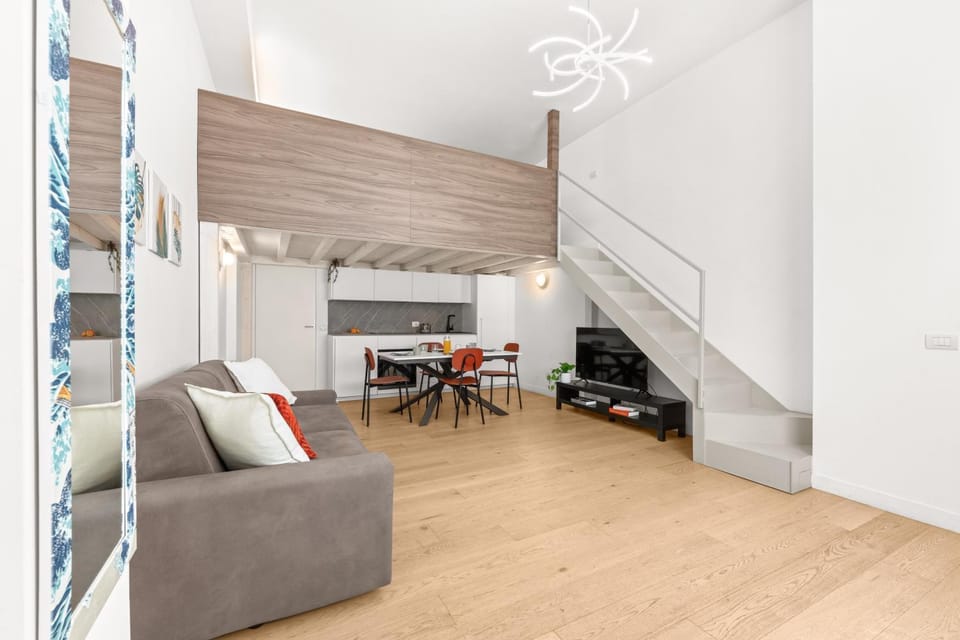 Spring, Bed, Day, Night, Winter, Summer, TV and multimedia, Kitchen or kitchenette, Living room, Dining area, Autumn, Seasons, Time of day, dishwasher, heating, internet, oven, stove, washing machine, kitchen, air conditioner