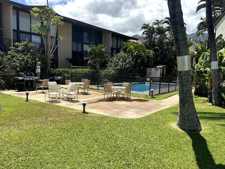 Makani A Kai A4 - Beachfront Walkout 15' to Ocean Apartment in Maalaea