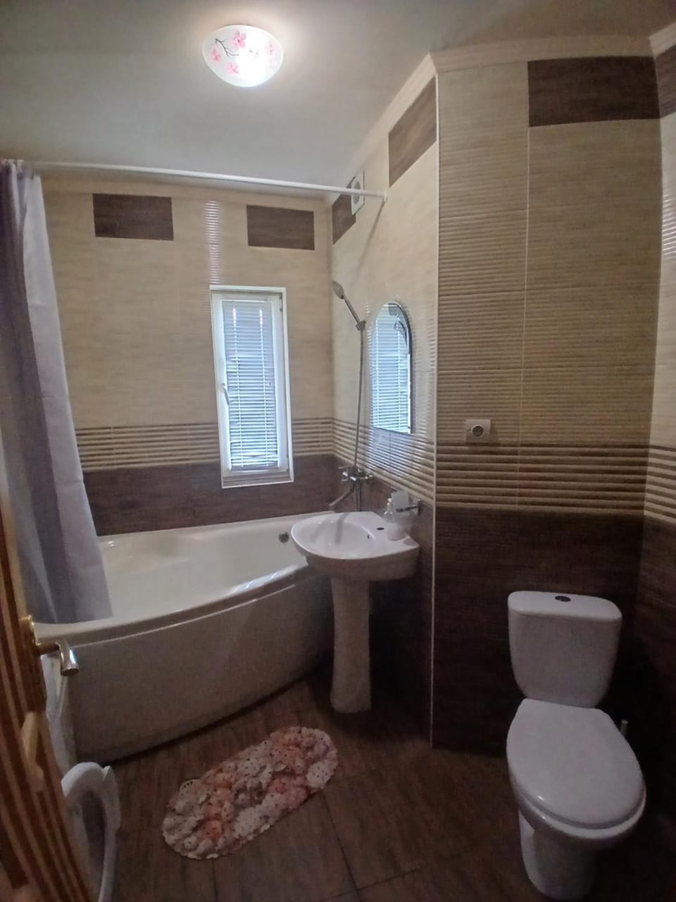 Садиба Сонячний дім Nature lodge in Ukraine