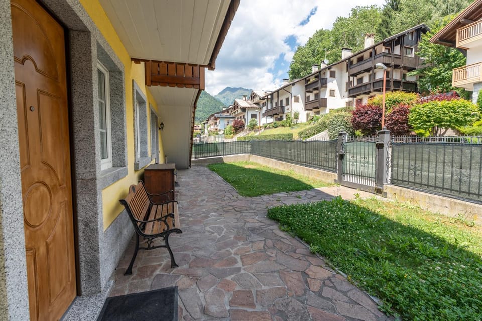 Il Giardino delle Dolomiti Apartment & Free Park Apartment in Pinzolo
