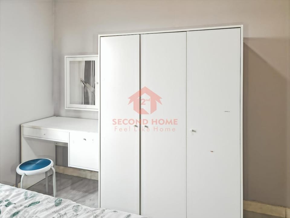 Stylish 2BR MOI Apt Pool, Gym, Wi-Fi Apartment in Jakarta