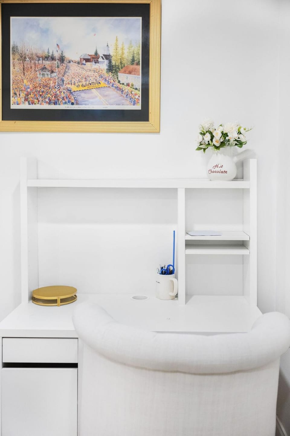 Private Suite Own Entry Parking 7 Min to Train Apartment in Roslindale