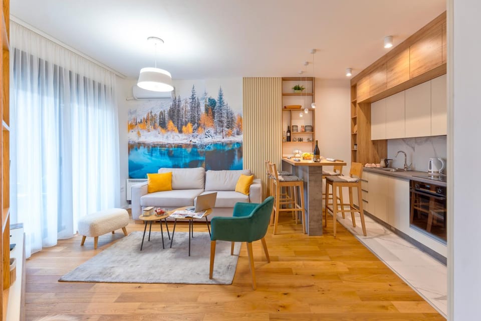 TV and multimedia, Living room, Decorative detail, Seating area, Dining area, heating, heating, internet, internet, oven