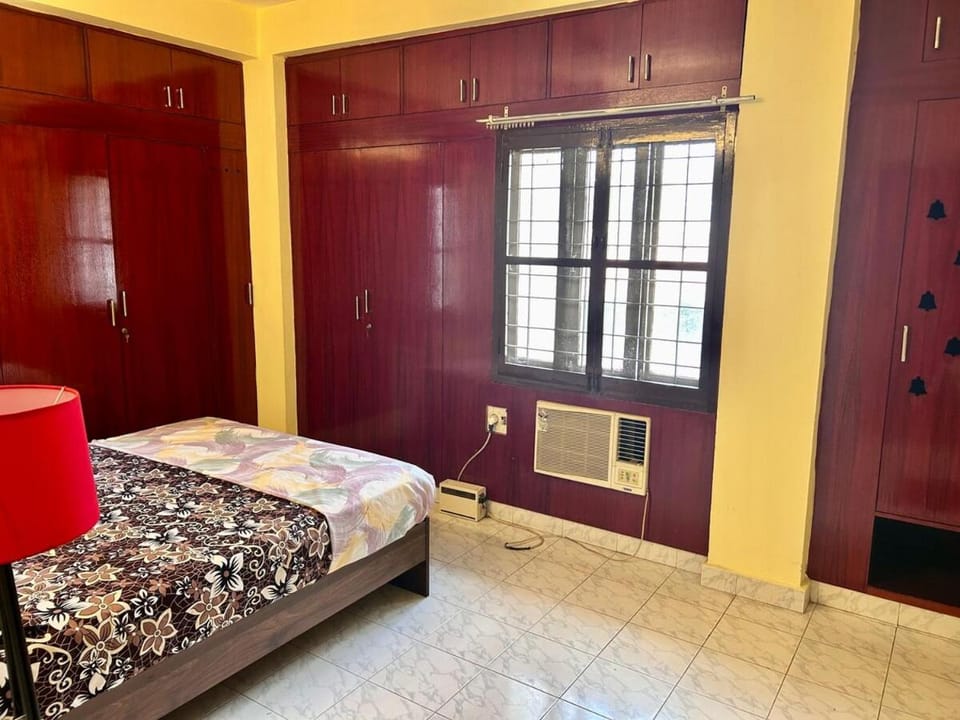 Vintage Penthouse with Private Terrace near Airport Apartment in Chennai