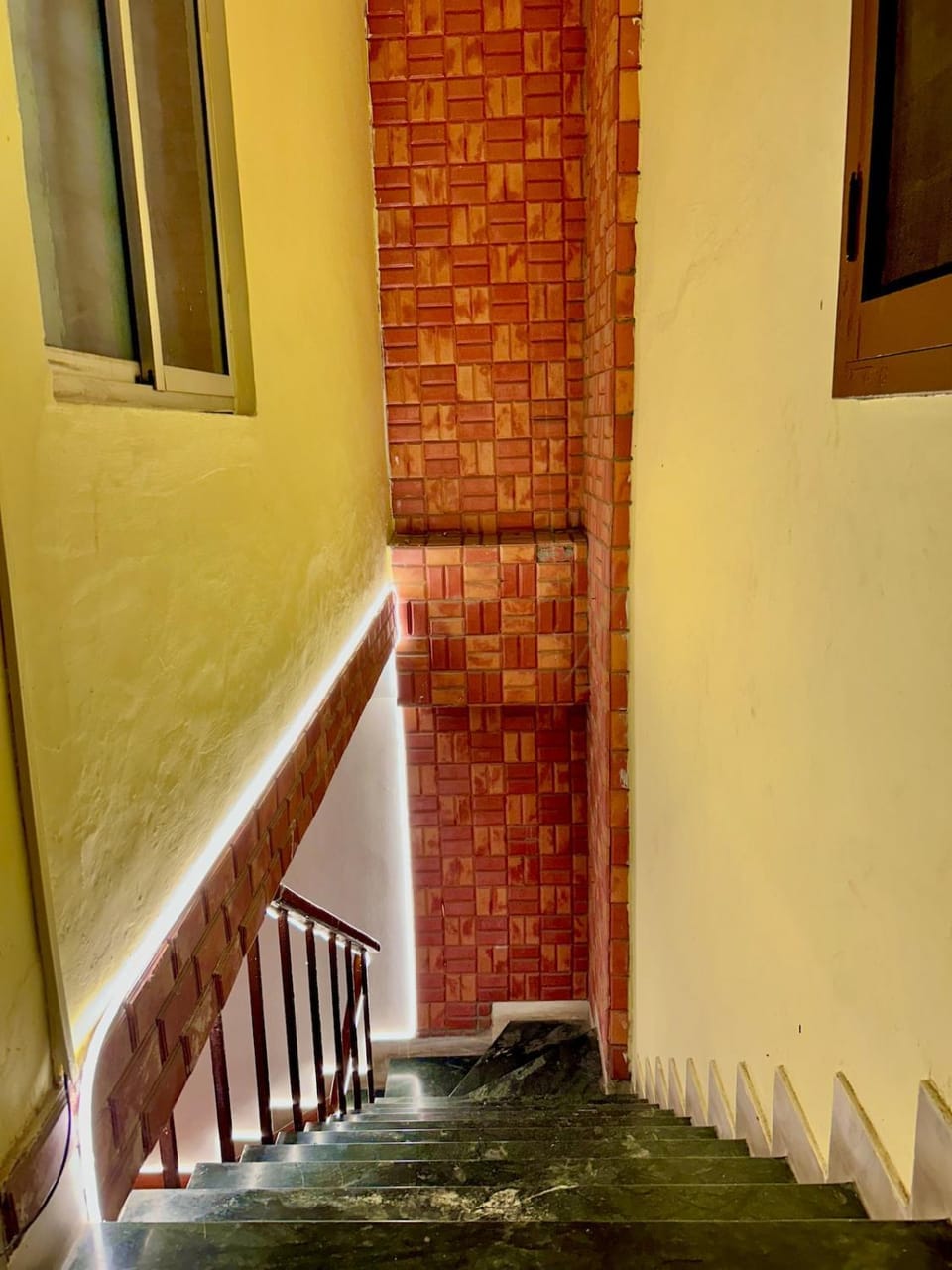 Vintage Penthouse with Private Terrace near Airport Apartment in Chennai
