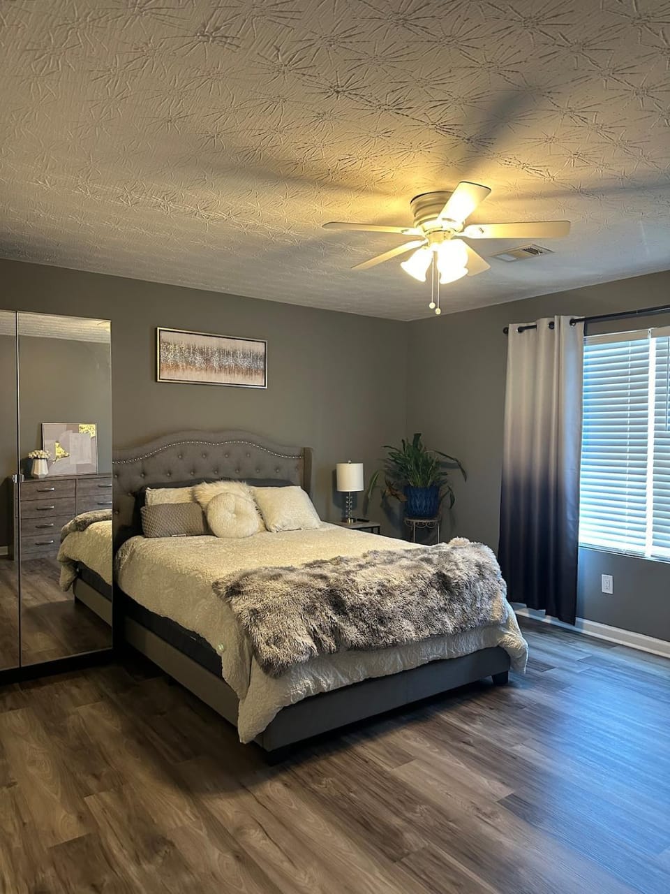 Modern Cozy Retreat Close to Downtown & Midtown House in Decatur