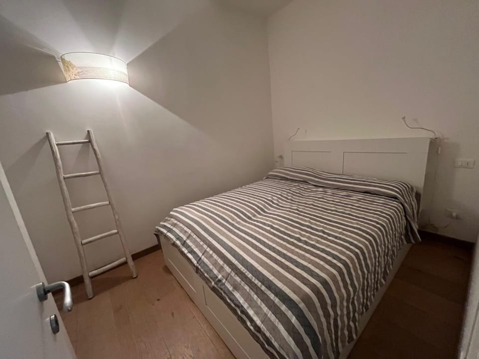 Property building, Living room, Bedroom