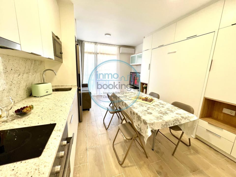 LOFT internacional , climatizado y con piscina Apartment in Cambrils