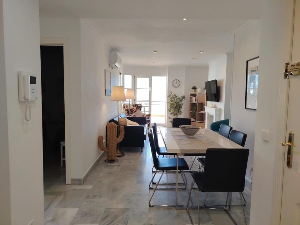 Luxury Apartment Near P Banus Sea and Mountain Views Apartment in Marbella