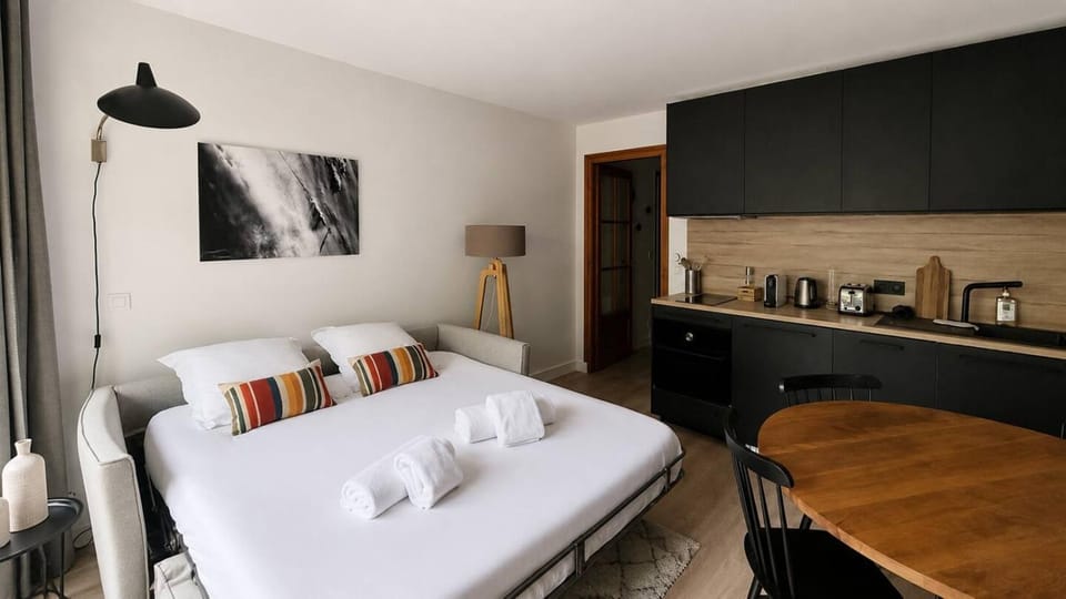 Apartment for 4 people Balcony Parking Close Apartment in Megève