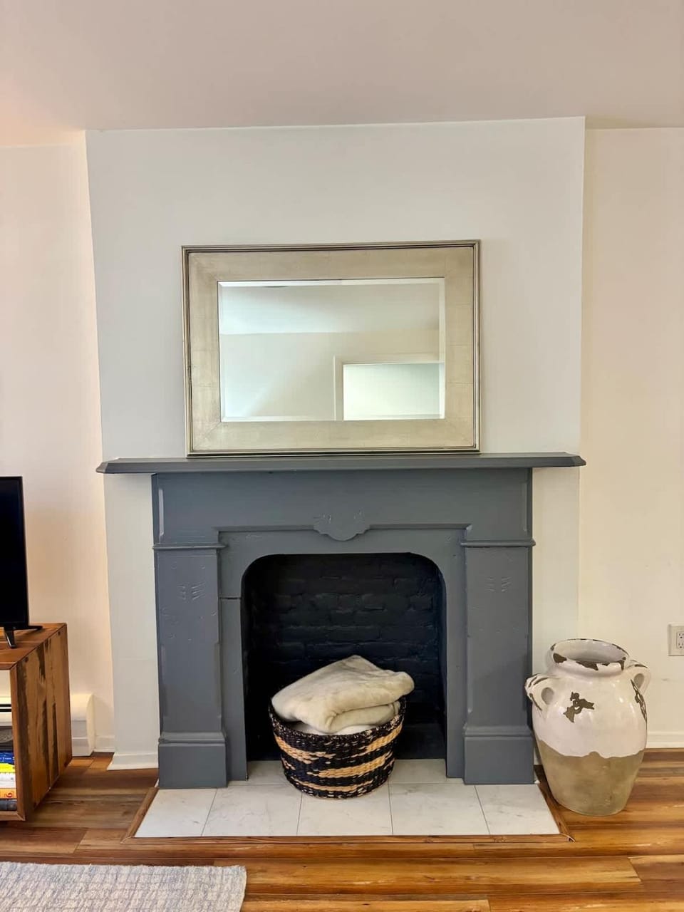 1 BR in a Renovated Brownstone with Private Entry Apartment in Hoboken