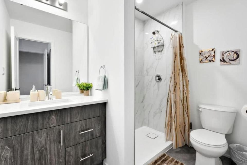 Shower, Bathroom