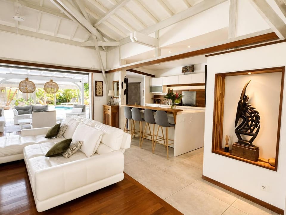 Lounge or bar