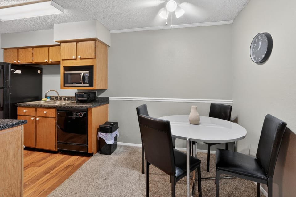 Modern comfort in a 2-bedroom layout Apartment in Lubbock