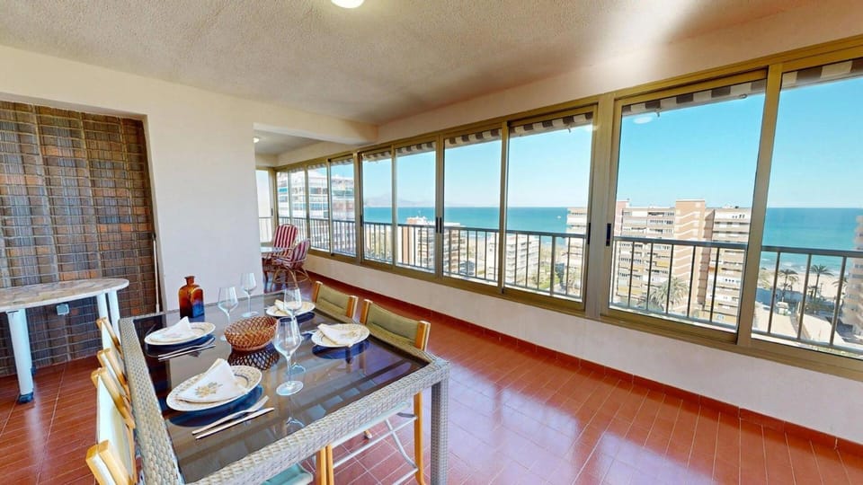 Balcony/Terrace, Dining area