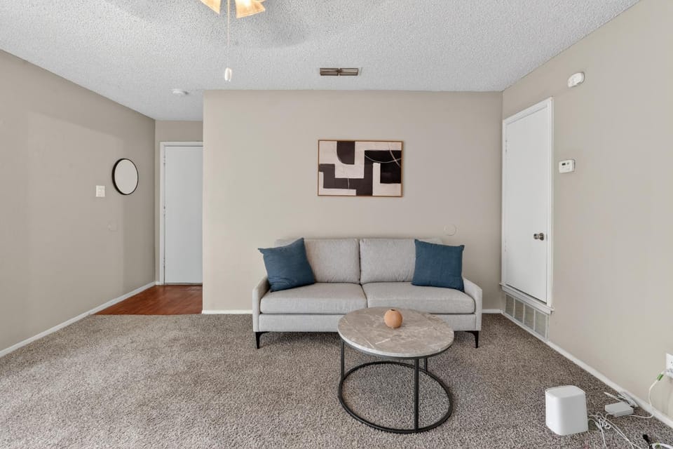 District West 2BR near shopping & dining Apartment in Lubbock