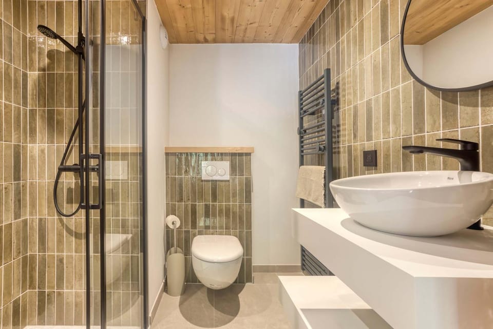 Royal Stratton 3 en-suites facing Grands Montets Apartment in Chamonix