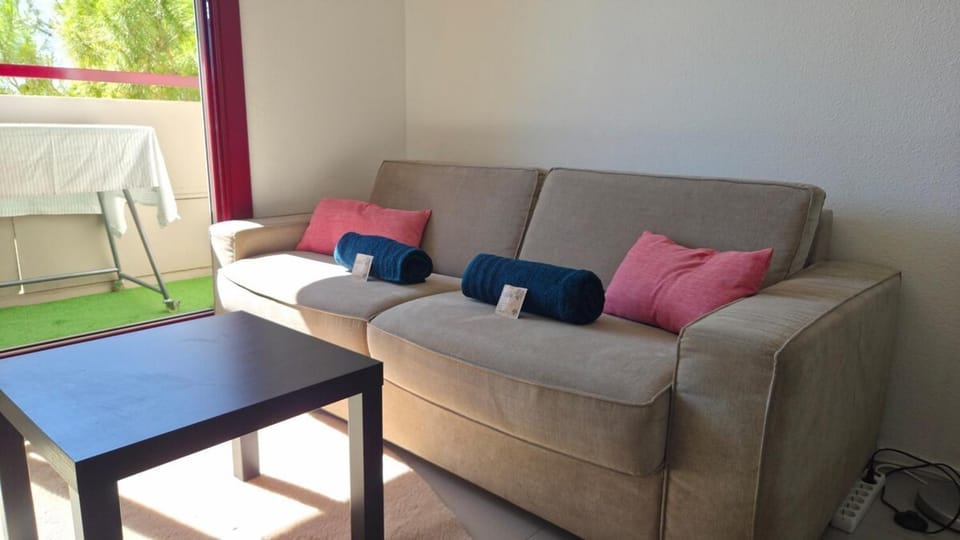 Le Nid des Pins - Terrasse, Parking privé, Calme Apartment in Aix-en-Provence