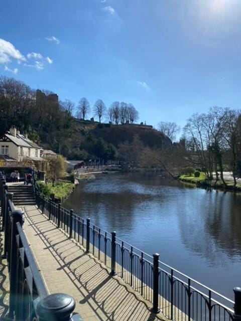 Luxury small 1 bed apartment with stunning views Apartment in Harrogate