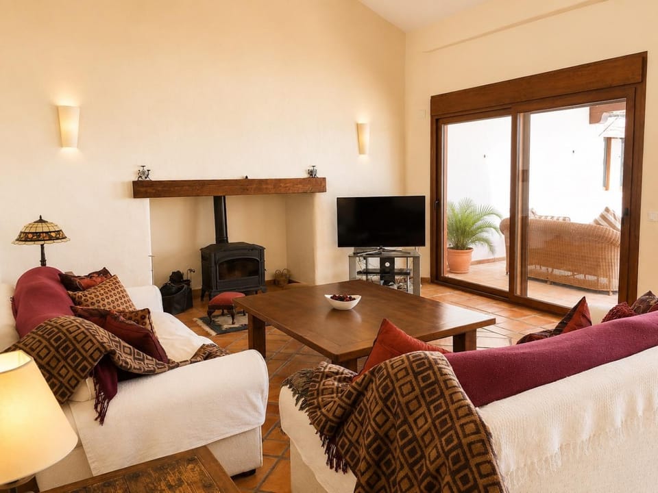 Communal lounge/ TV room, Living room