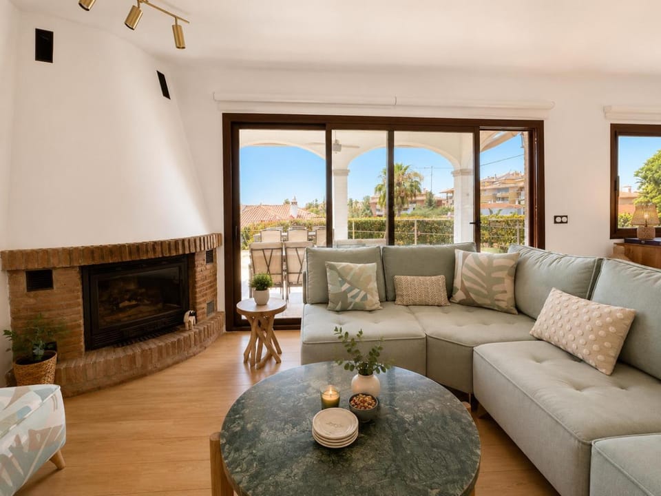 Living room, fireplace