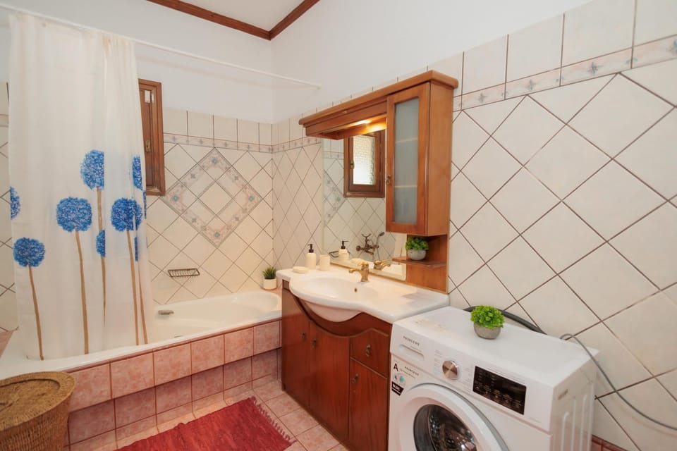 Bathroom, Bath, washing machine, washing machine