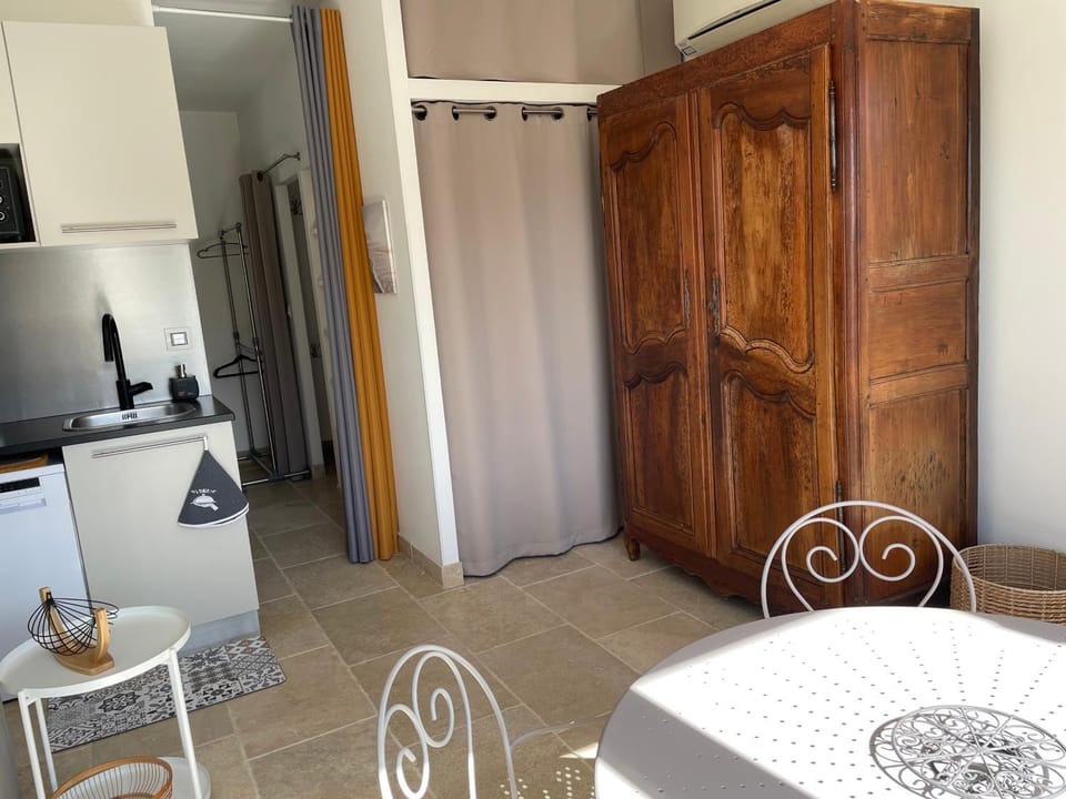 Détente au coeur des Alpilles Apartment in Arles