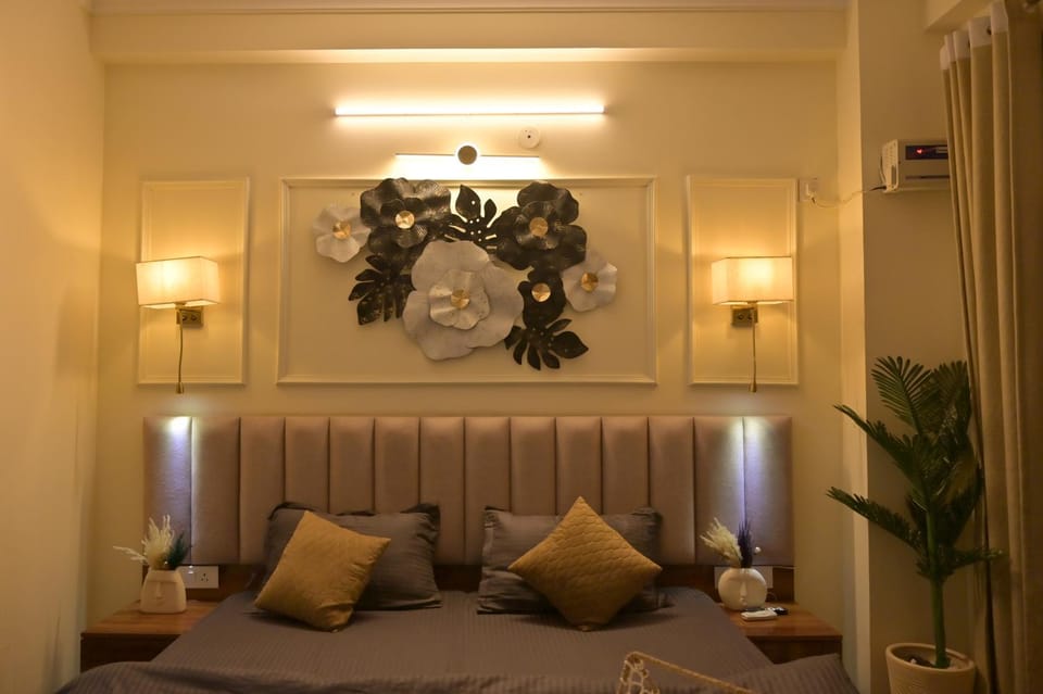 skyNest stays couple friendly near cyber hub and galleria Apartment in Gurugram