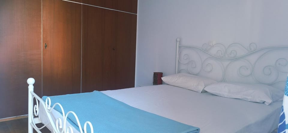 sunny apartment Apartment in South Athens