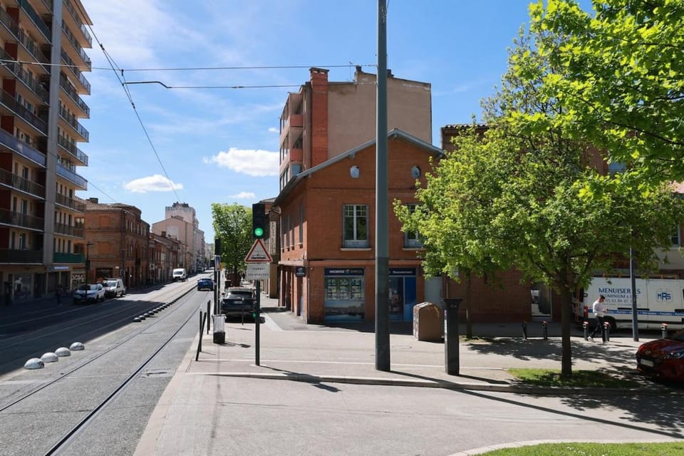 Neighbourhood